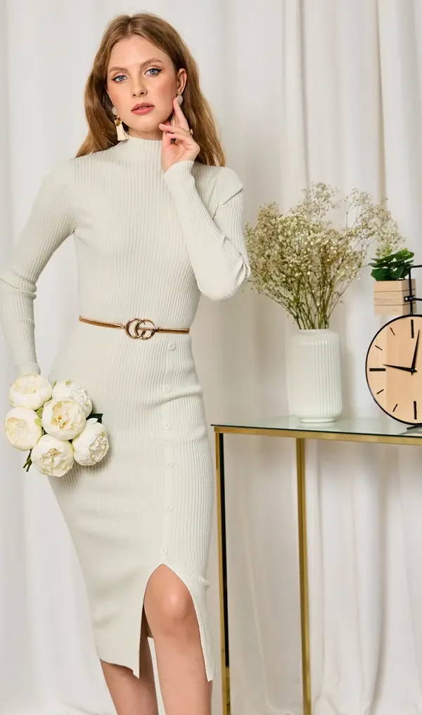 Resti Resti Women's cream colored sweater dress with half turtleneck