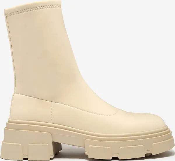 Resti Resti Women's eco-suede boots in beige Classy Girl