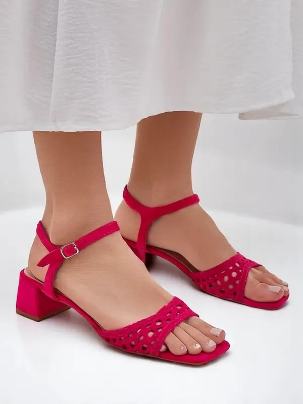 Resti Resti Women's perforated sandals Azopi