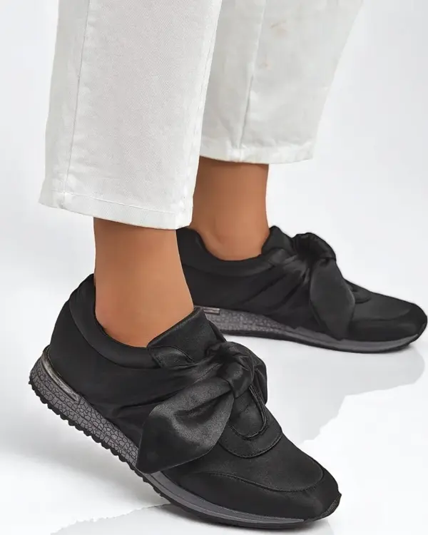 Resti Resti Women's Sneakers with Bow Socca