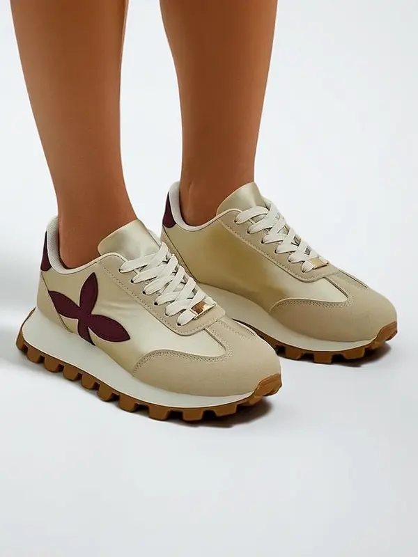 Resti Resti Women's sports sneakers on a thicker sole Aloqa