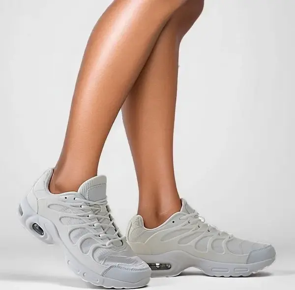 Resti Resti Women's sporty sneakers Dihnan