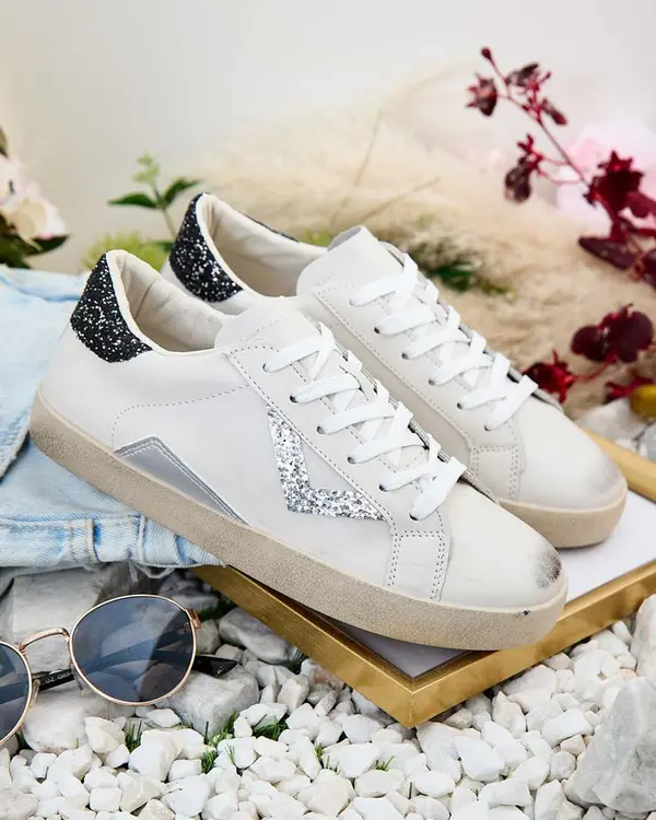 Resti Resti Women's sporty sneakers with embellishments Ginn
