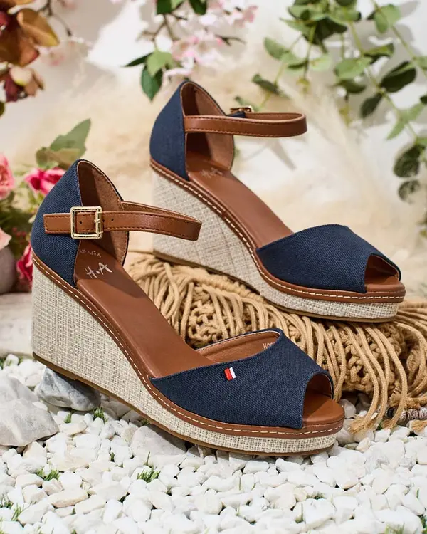 Resti Resti Women's Temene Heel Sandals