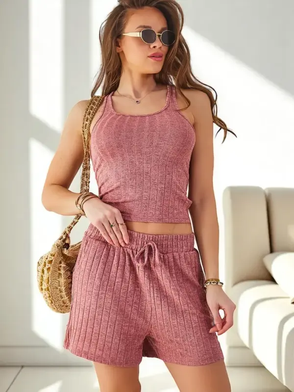 Resti Resti Women's two-piece sports set with shorts and a tank top