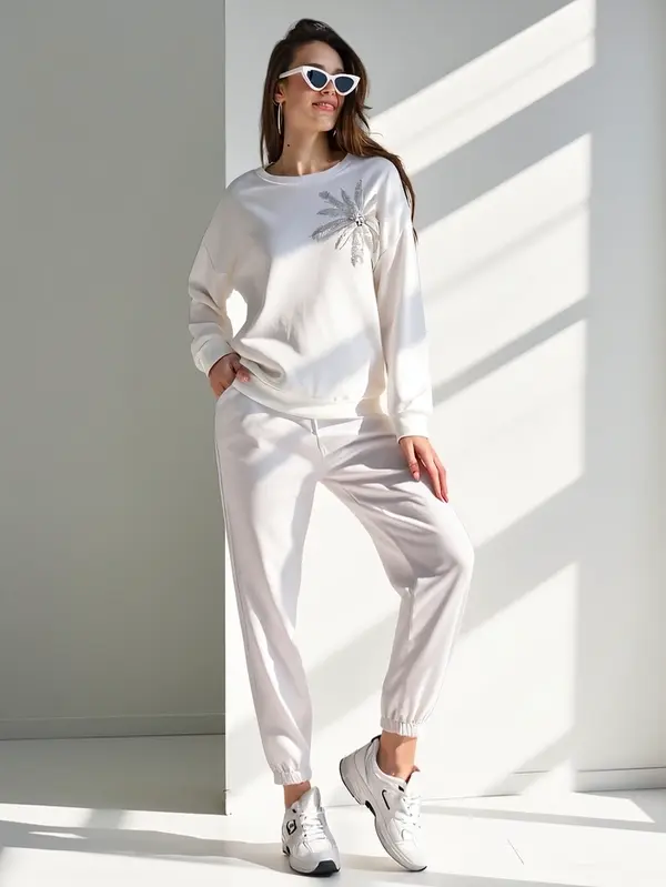 Resti Resti Women's viscose set with a flower