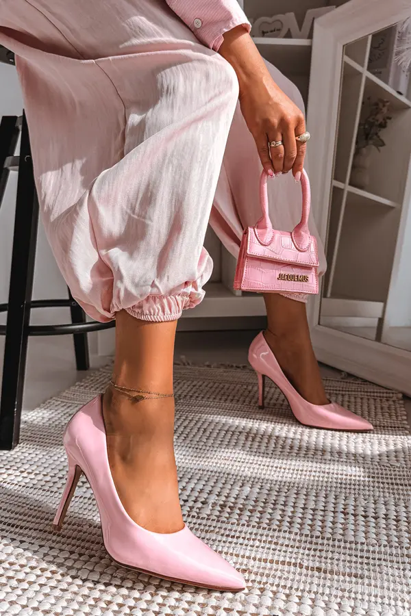 Boto Розови лачени обувки на висок ток