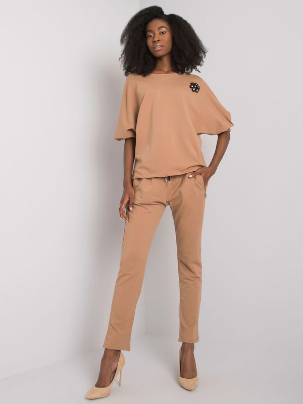 RUE PARIS RV-KMPL-7363.25P-camel set