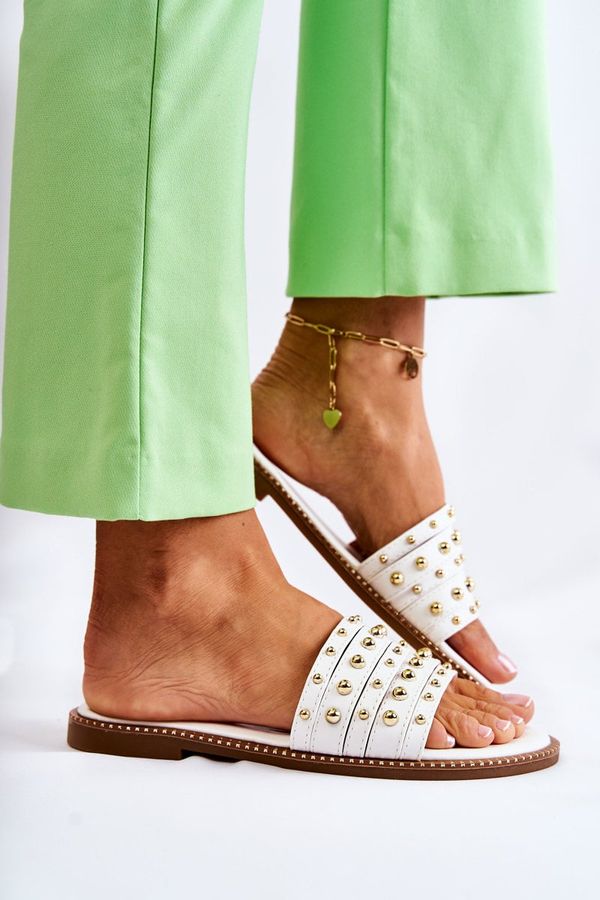 S. BARSKI S. BARSKI Дамски кожени чехли с декорация бял бриен