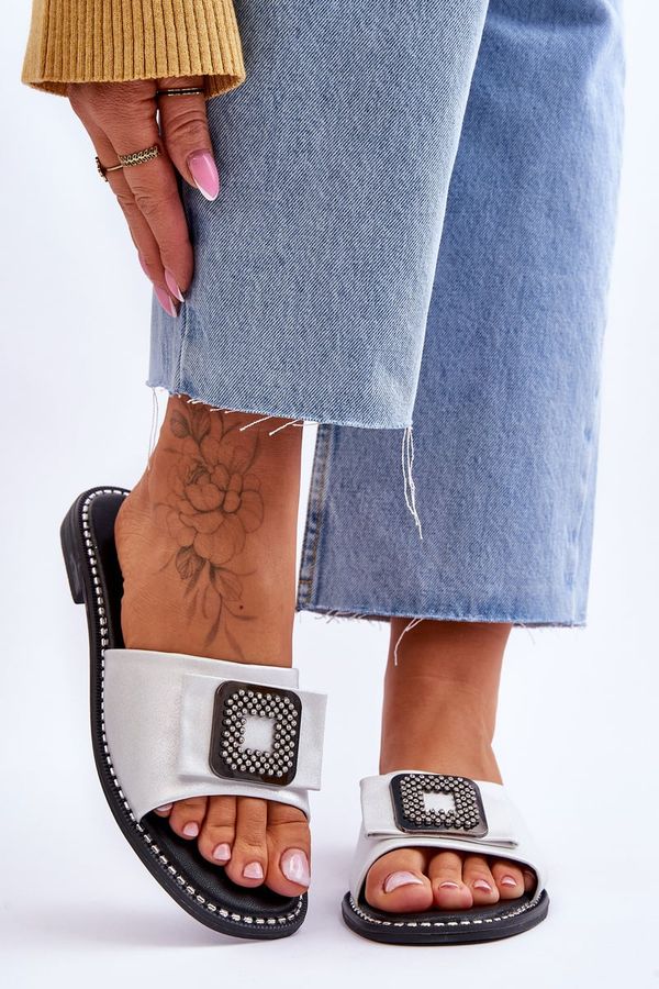 S. BARSKI S. BARSKI Дамски кожени чехли с кристали S.Barski