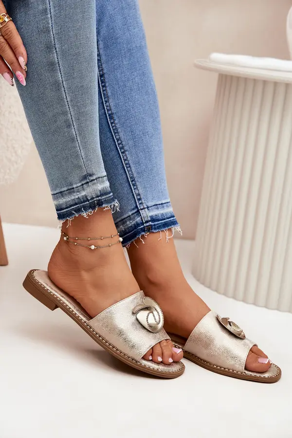 S. BARSKI S. BARSKI Дамски сандали на плосък ток с декоративен детайл