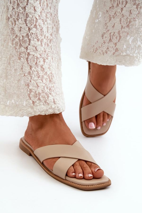 S. BARSKI S. BARSKI Дамски сандали с плосък ток от Еко кожа S.Barski