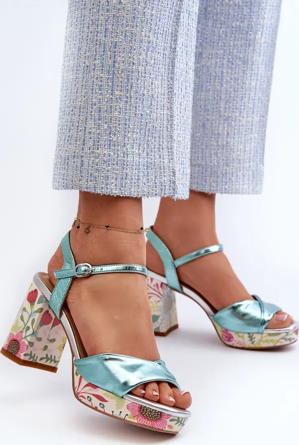 S. BARSKI S. BARSKI Дамски сандали с шарка на цветя D&A