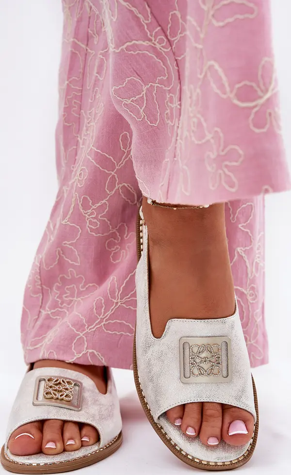 S. BARSKI S. BARSKI Елегантни Дамски Сандали На Плосък Ток С Декорация S.Barski