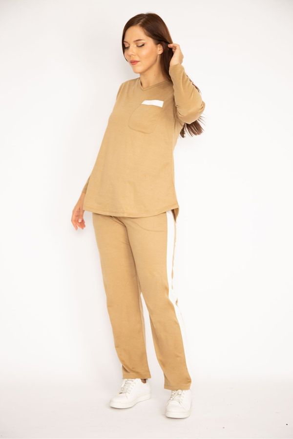 Şans Şans Women's Plus Size Camel V-Neck Blouse and Pants Suit
