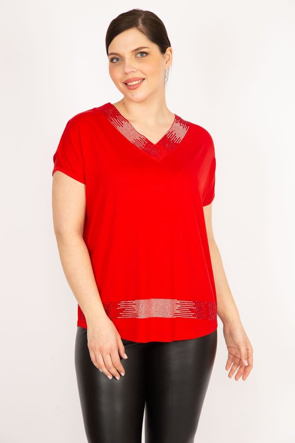 Şans Şans Women's Red Plus Size Collar And Hem Stone Detailed V-Neck Blouse