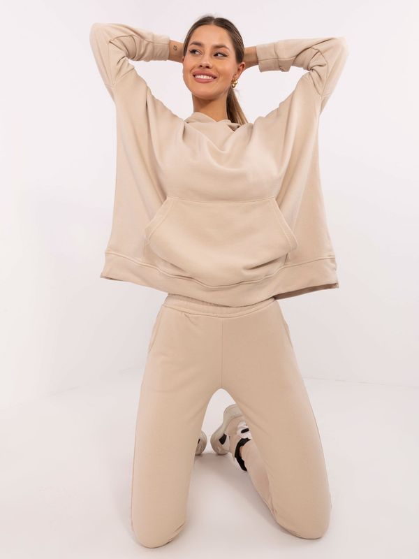 My Red Lips Set-EM-KMPL-861.48-beige