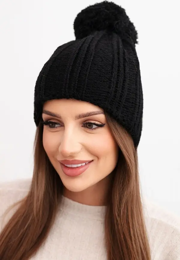 Kesi Шапка Kesi Idalia K284 с помпон