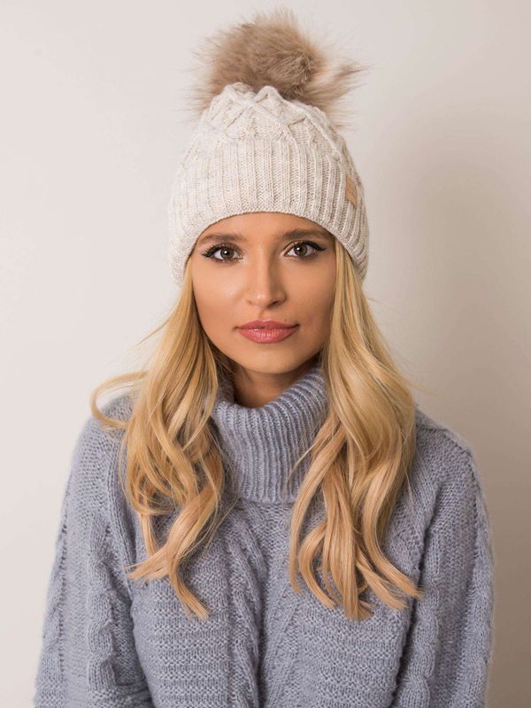 Fashionhunters Шапка. Fashionhunters i523_JK-CZ-9.74beżowy