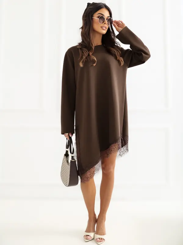 Och Bella Шоколадова асиметрична рокля с дантела