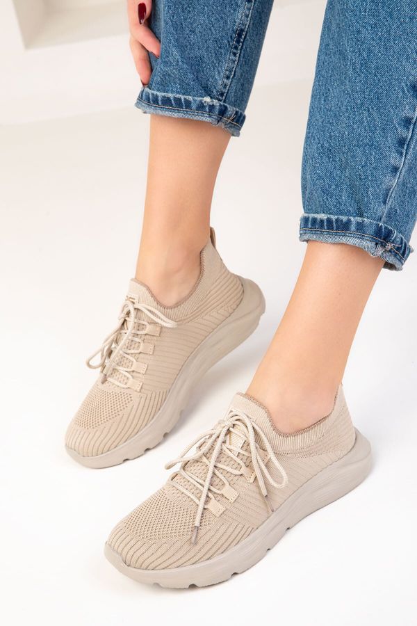 Soho Soho Beige Women's Sneakers 18798