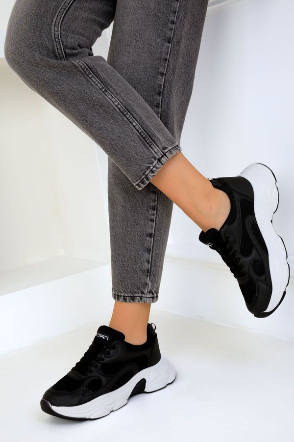 Soho Soho Black and White Women's Sneakers 19502