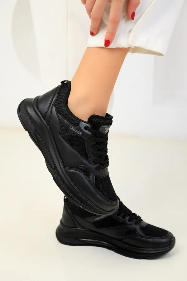 Soho Soho черно-черни дамски маратонки 18593