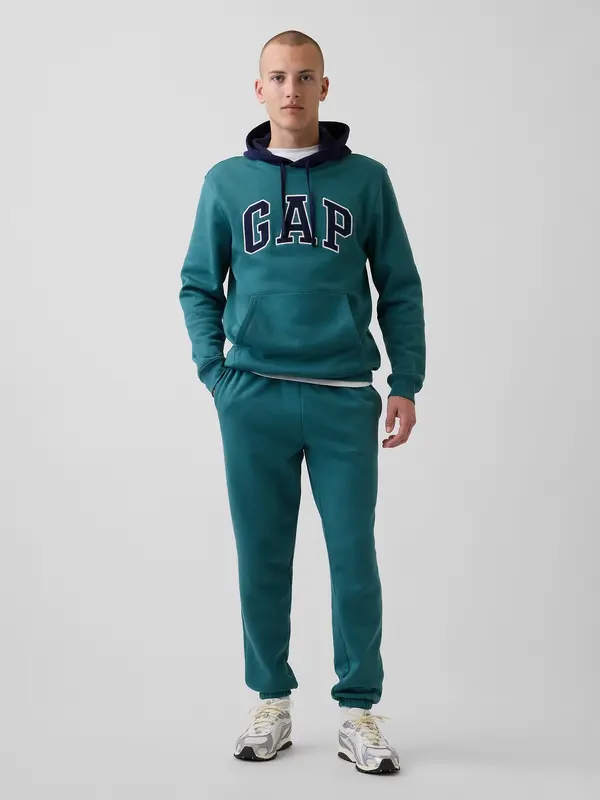 GAP Спортни панталони GAP с лого