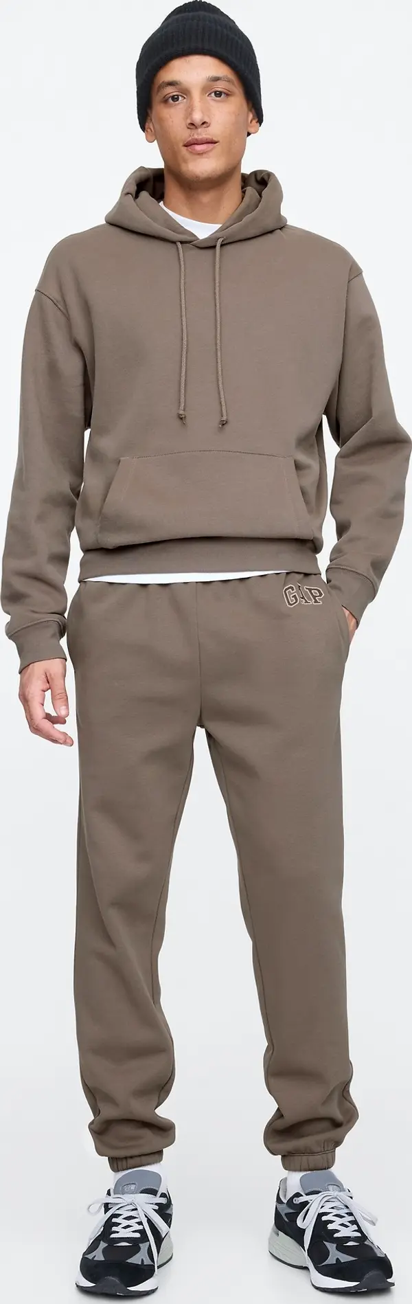 GAP Спортни панталони GAP с лого