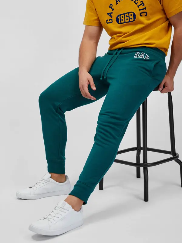 GAP Спортни панталони с лого на GAP - Мъжки