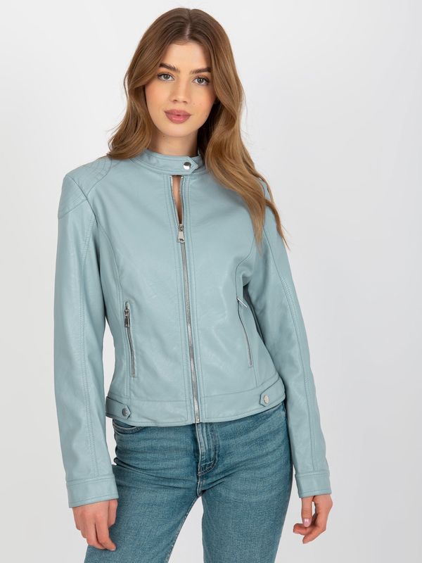 Fashionhunters Светло синьо яке за мотоциклет, изработено от изкуствена кожа с джобове