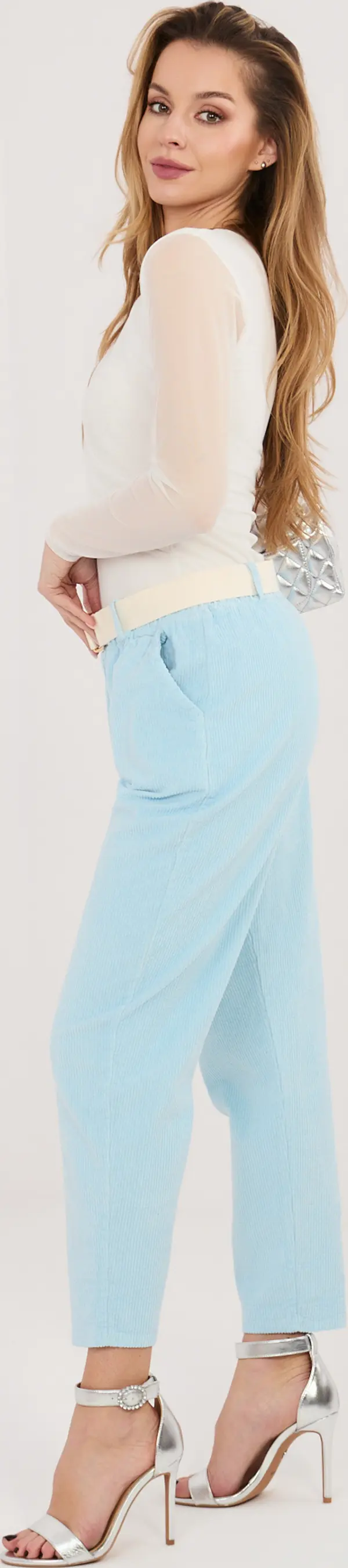 Italy Moda Светлосини кадифени панталони тип цигари