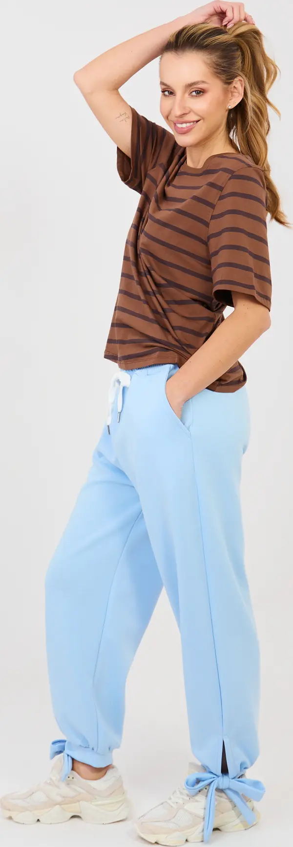 Factory Price Светлосини спортни панталони с панделки