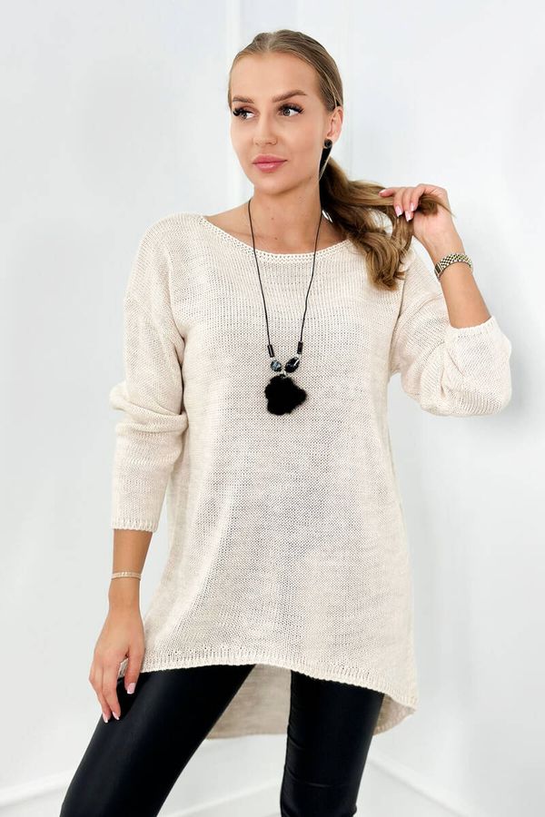Włoski Sweater with necklace light beige
