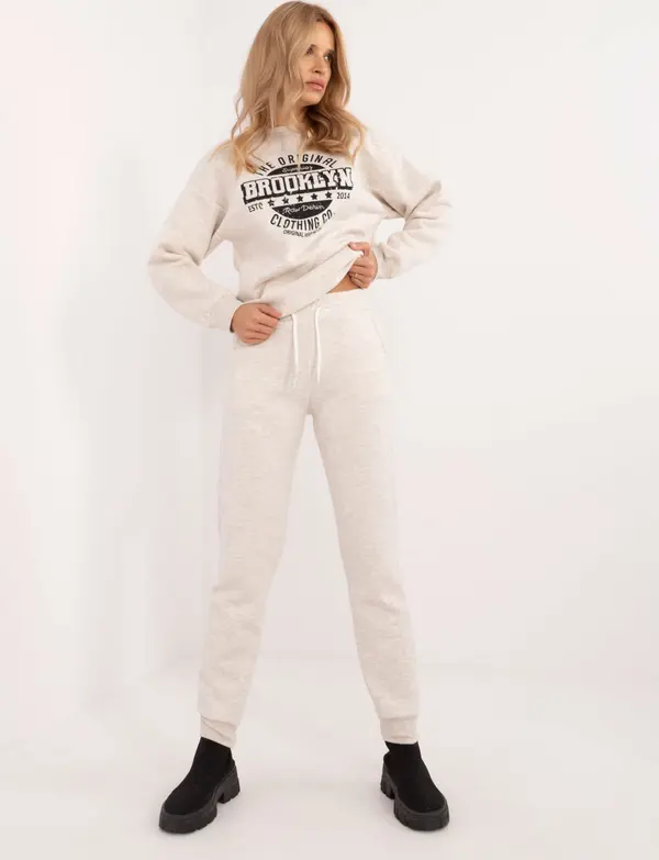 My Red Lips Sweatpants-EM-DR-661.00-light beige