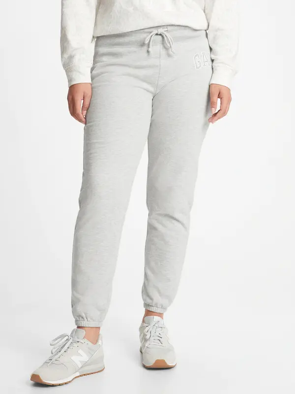 GAP Sweatpants with GAP logo - Women