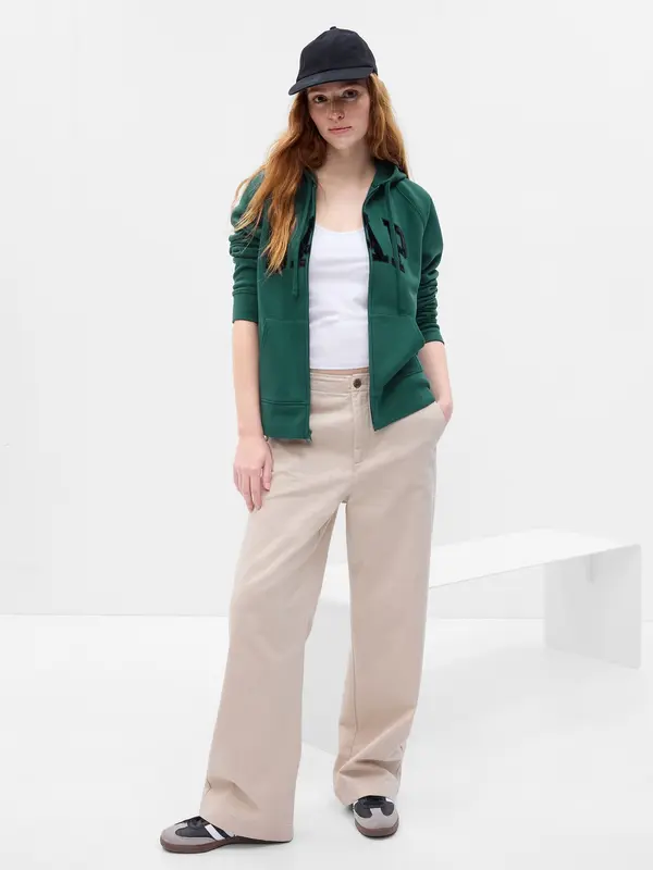 GAP Sweatshirt with GAP logo - Women's