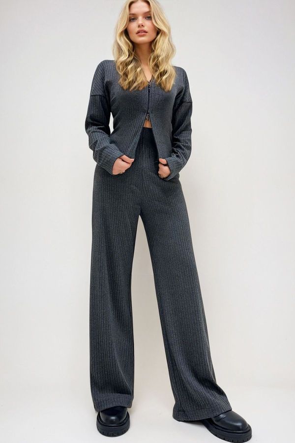 Trend Alaçatı Stili Trend Alaçatı Stili Women's Anthracite Stand Collar Double-sided Zippered Blouse and Palazzo Trousers Set