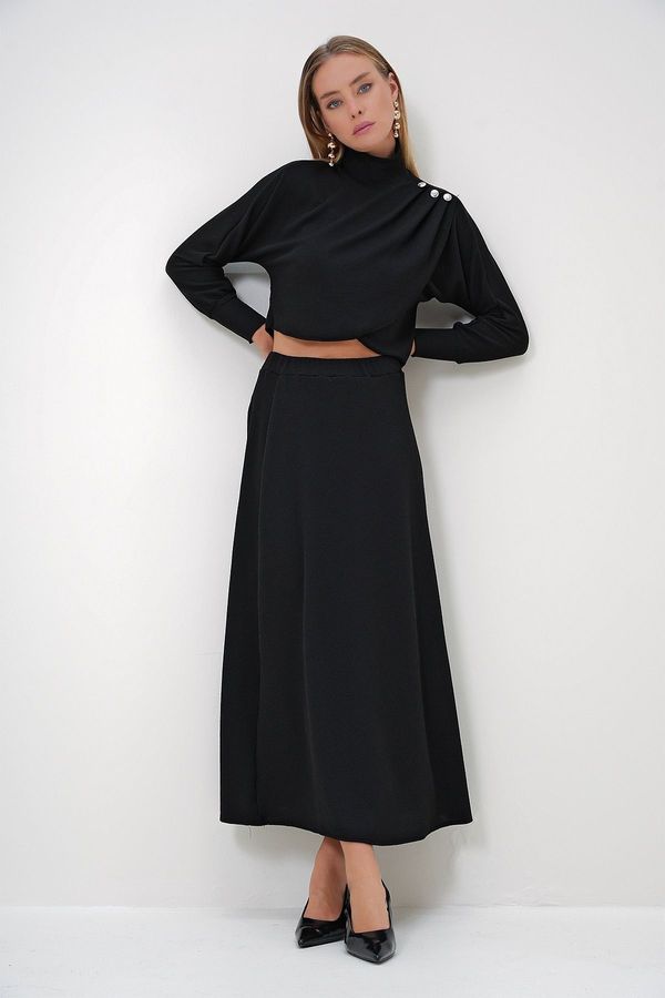 Trend Alaçatı Stili Trend Alaçatı Stili Women's Black Bottom-Top Set