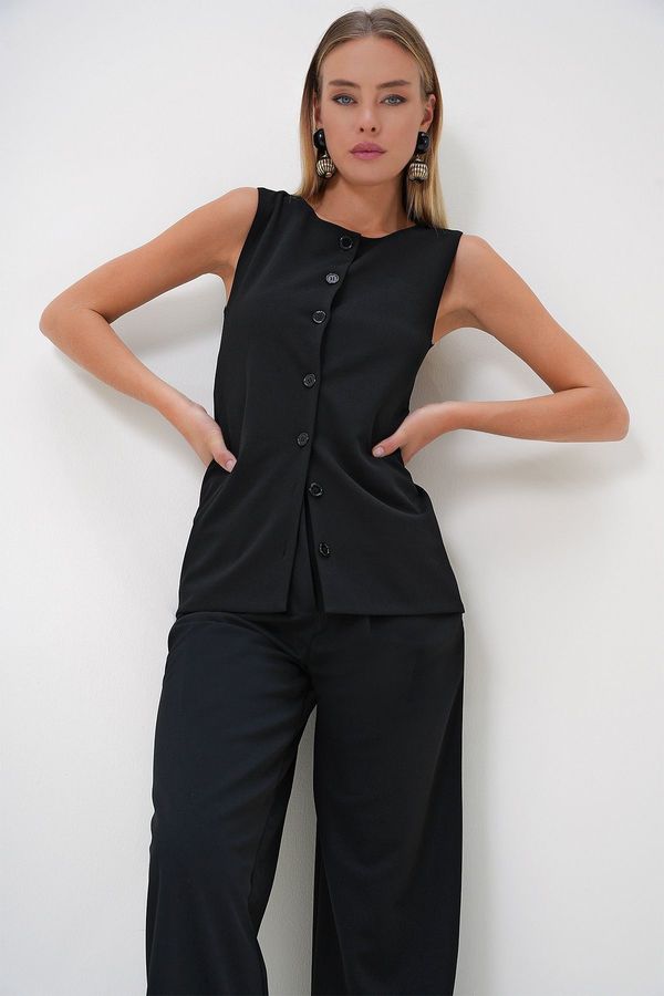 Trend Alaçatı Stili Trend Alaçatı Stili Women's Black Crew Neck Knitted Crepe Long Vest