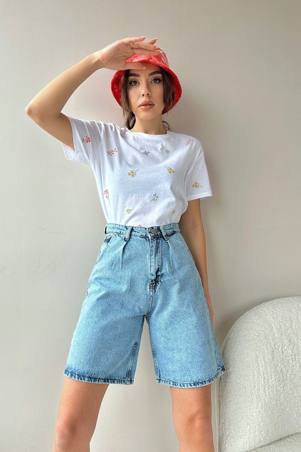 Trend Alaçatı Stili Trend Alaçatı Stili Women's Light Blue High Waist Wide Leg Bermuda Denim Shorts