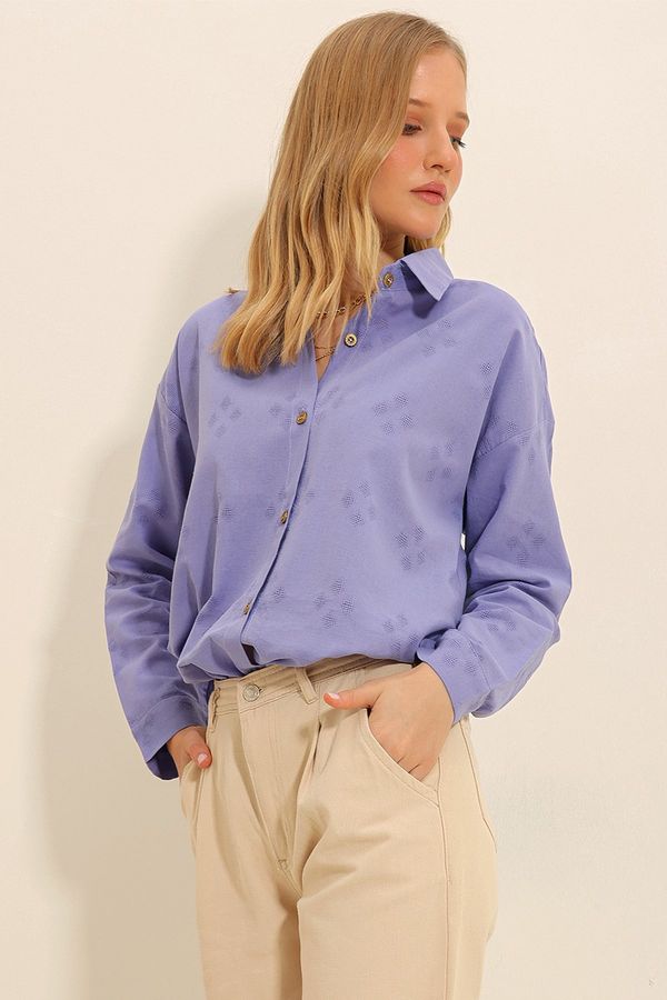 Trend Alaçatı Stili Trend Alaçatı Stili Women's Lilac Motif Oversize Linen Shirt