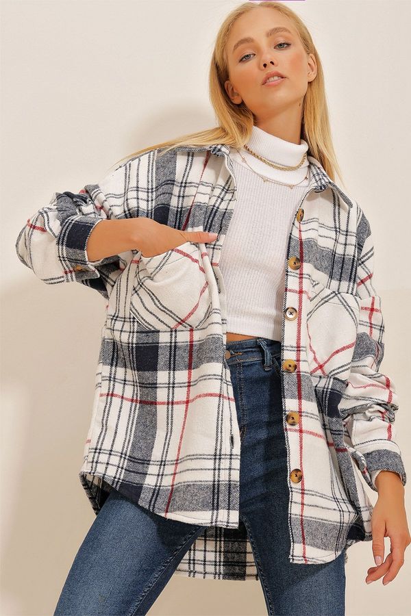 Trend Alaçatı Stili Trend Alaçatı Stili Women's Navy-Striped Checkered Cachet Cotton Oversize Safari Jacket Shirt