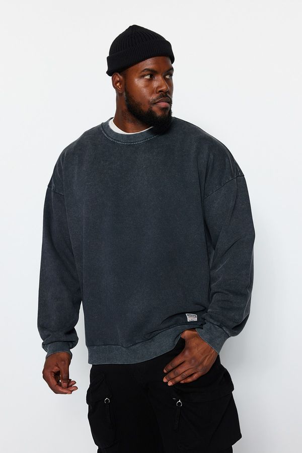 Trendyol Trendyol Anthracite Relaxed 100% Cotton Sweatshirt with Wash Effect
