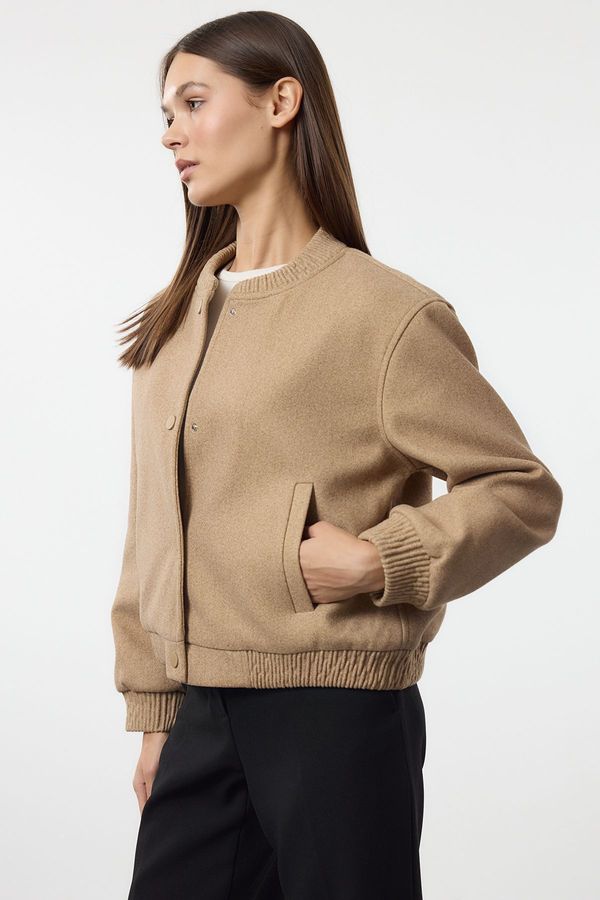 Trendyol Trendyol Beige Stamp Bomber Jacket Coat