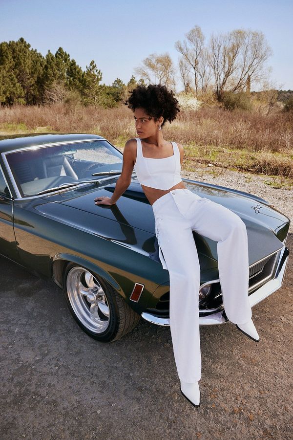 Trendyol Trendyol бели дънки с висока талия с широк крак