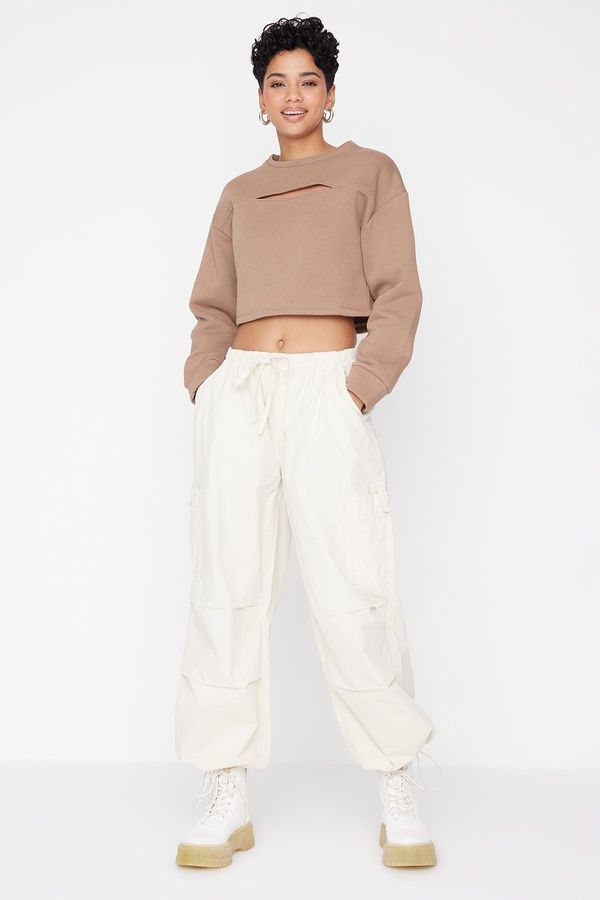Trendyol Trendyol бежов джоб подробни нормална талия парашут джогър панталони