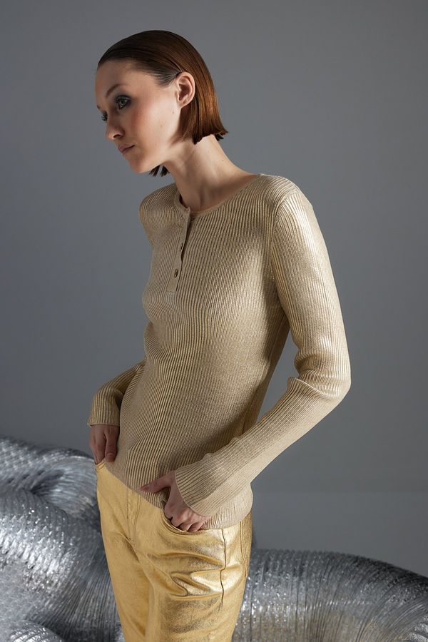 Trendyol Trendyol бежов лист трикотаж пуловер