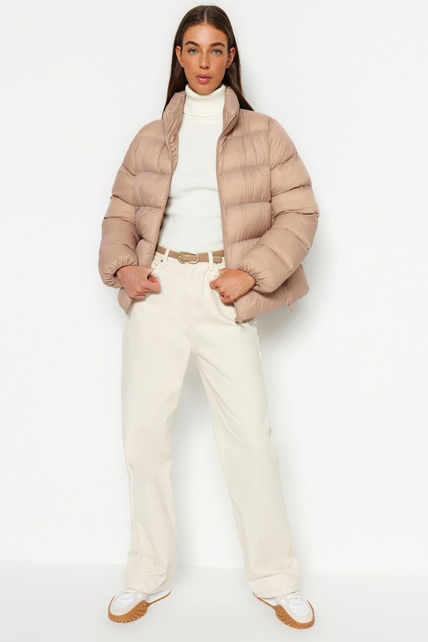 Trendyol Trendyol бежово надуваеми вода репелент яке с чанта