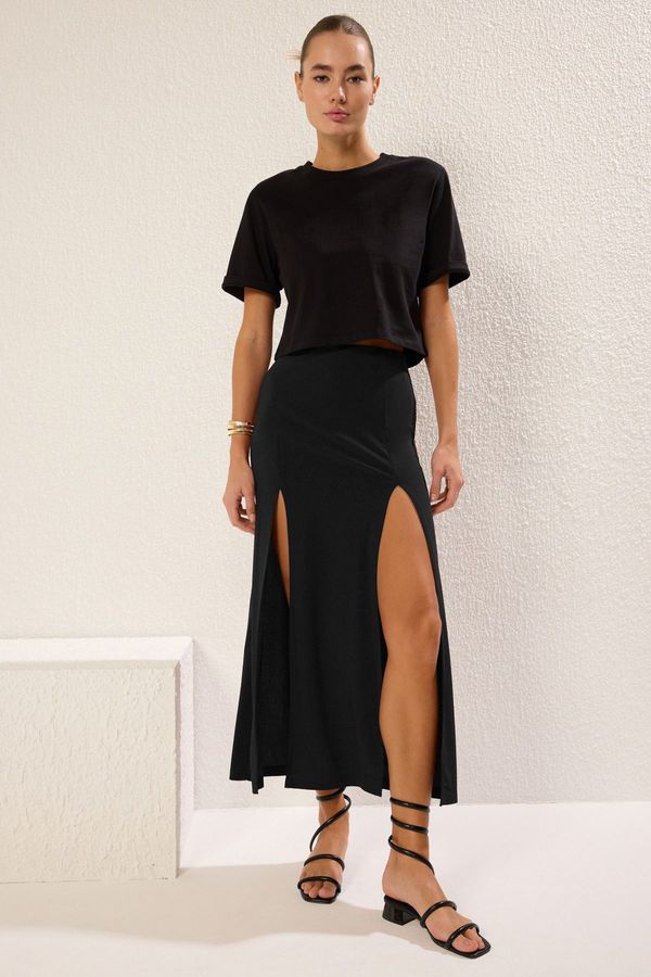 Trendyol Trendyol Black A-line/Bell Flexible Maxi Knitted Skirt with Opening Slit